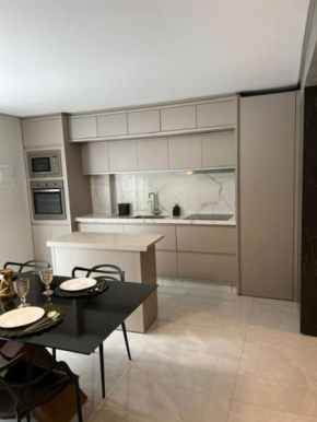 Pe na Areia Ap 2 quartos e terraço, Rua 3704